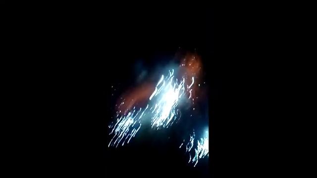 Время и Стекло и салют в Днепродзержинске!!! смотреть онлайн