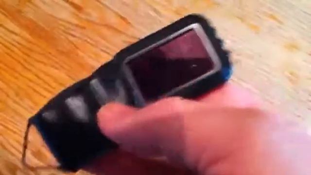 Hacked a small solar powered flashlight w/AA mini rechargeable NiCad. смотреть онлайн