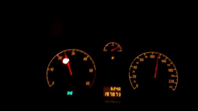 infoTrucker TV - Camion cisterna filmat cu aproximativ 120 km/h in Romania