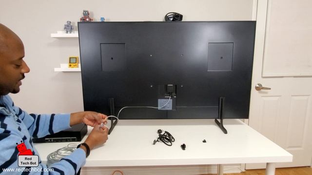 How to Connect the Samsung One Connect Box to the Samsung The Frame TV (2022) смотреть онлайн