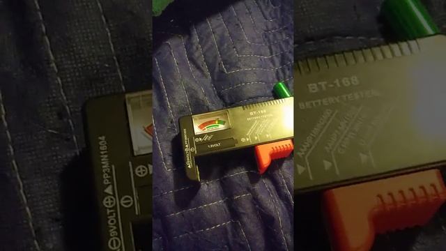 BT-168 Battery tester vs. BT-168D Battery tester смотреть онлайн