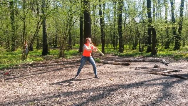 В весеннем лесу смотреть онлайн