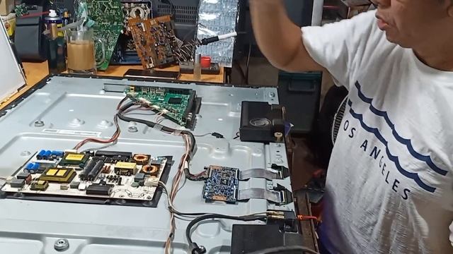 How to repair led tv with vertical bars appear on screen. | Devant 50CB520 смотреть онлайн