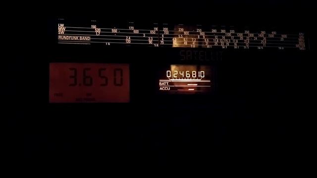 Прием радиолюбителей на Grundig Satellit 650 Professional смотреть онлайн