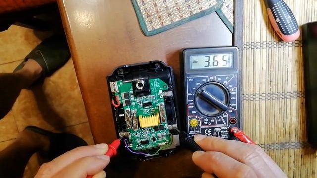 Аккумулятор BL1830 Li-ion в разборке смотреть онлайн