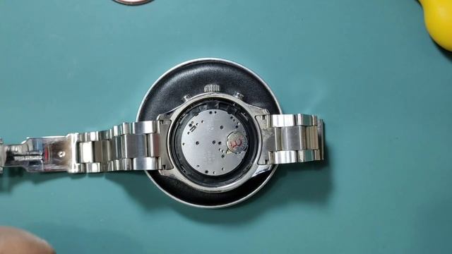 Tissot Chronograph Battery Replacement.. смотреть онлайн