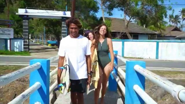 Roots Surf & Yoga Retreat Lombok смотреть онлайн