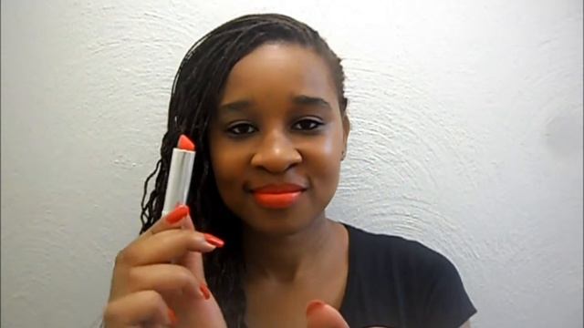 Clinique Insider for 2015, Atlegang reviews the Long Last Lipstick. смотреть онлайн