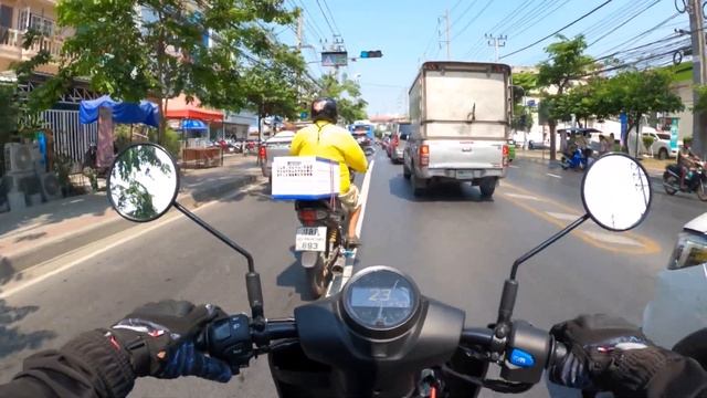 ลองขี่ | Honda Benly E ประชาอุทิศ 90 - ราษฎร์บูรณะ смотреть онлайн