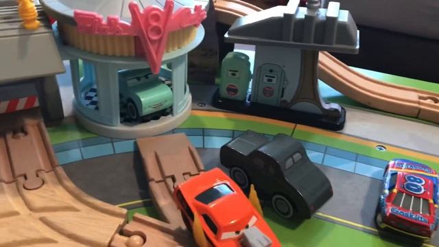 Disney Cars-wooden Radiator Springs #disneycars #pixar #toys #toysforkids #lightningmcqueen смотреть онлайн