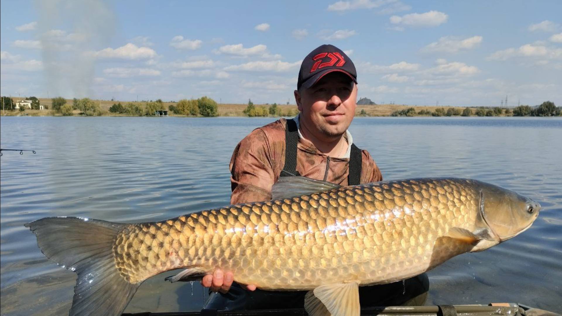 РЫБАЛКА на БЕЛОГО АМУРА. БЕШЕННЫЕ АМУРЫ оз. МЕДВЕЖКА смотреть онлайн