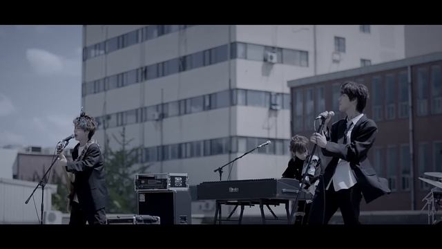 ONEWE(원위) '야행성(Regulus)' MV смотреть онлайн