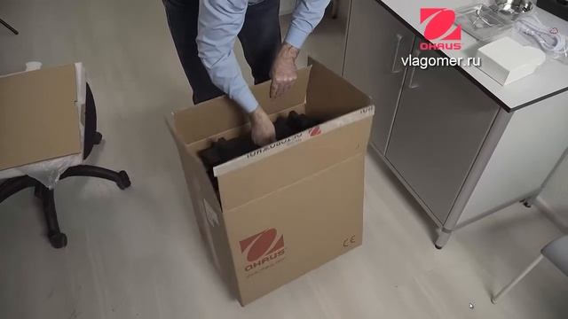 Распаковка и подготовка к работе анализатора влажности OHAUS MB90 смотреть онлайн