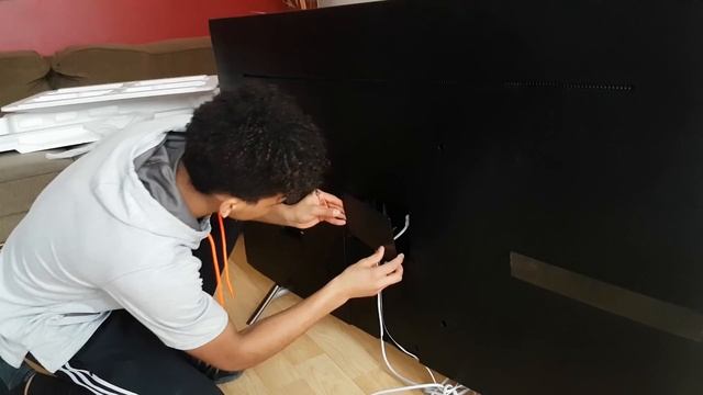 Samsung MU8000 4K UHD 65" TV - Unboxing, Setup + Review ! смотреть онлайн