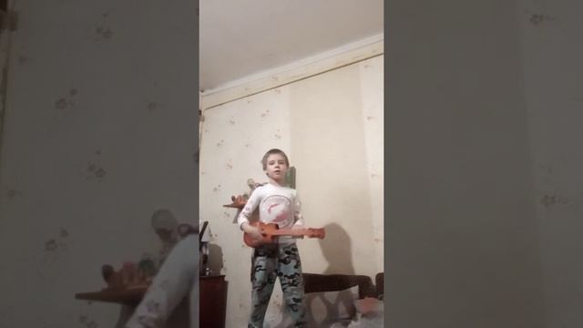 Я тренеровался петь песню монолит не любят смотреть онлайн