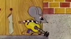 А пока, я папироску положу за козырек...