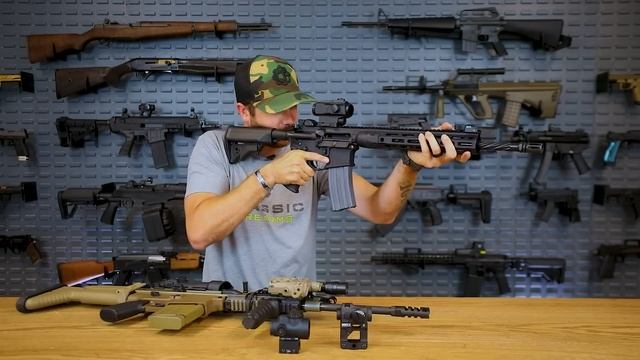 Should You Use A Prism Optic? смотреть онлайн