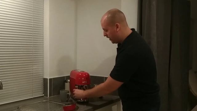 Concierge Member Daniel Reviews the Lavazza A Modo Mio Smeg Capsule Coffee Machine | The Good Guys смотреть онлайн