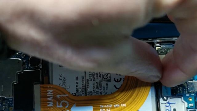 Samsung A51 не заряжается смотреть онлайн