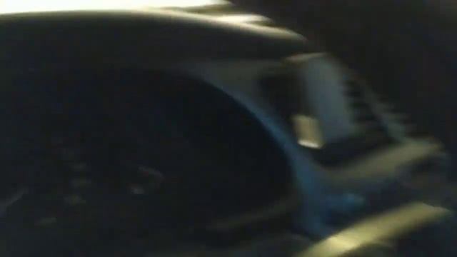 Почему при выключенном аккумуляторе показывает стрелка бензобака в Daeewo Lanos/Sens?