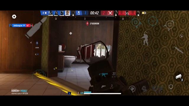 Red Dot is an Aimbot Machine❤️ | Rainbow Six Mobile смотреть онлайн