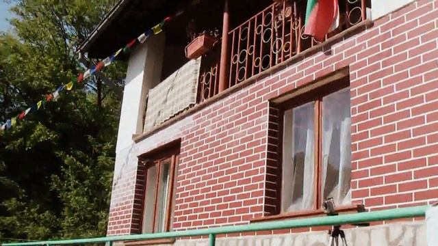 БОЛГАРИЯ: Вывешиваем тибетский флаг в поддержку Далай Ламы... Bulgaria смотреть онлайн