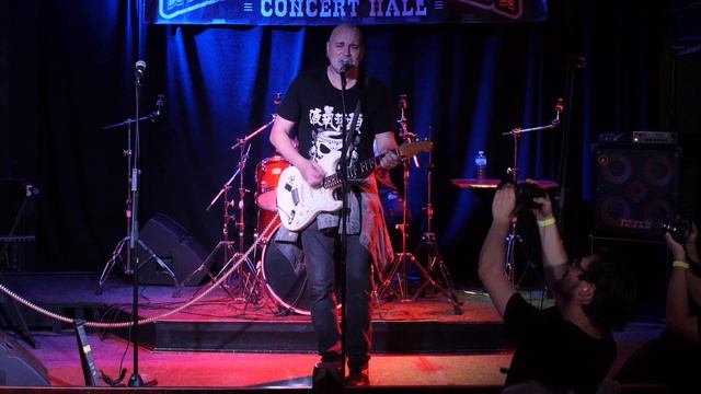 Спичек нет. Сергей Паращук (Н.Э.П.)