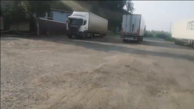 Маленький бульдозер на Дальний Восток. Часть 2. Дальнобой на KW. смотреть онлайн