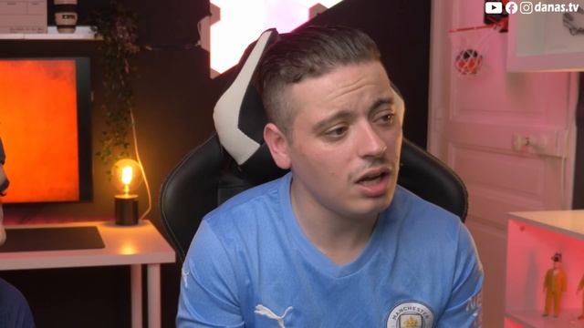 لعبت ضد @ElGrandeToto 😍🔥 смотреть онлайн