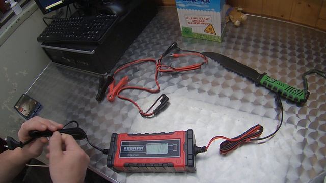 Unboxing Absaar 158001 Batterieladegerät Evo 4.0 6/12V, Rot/Schwarz, 4A