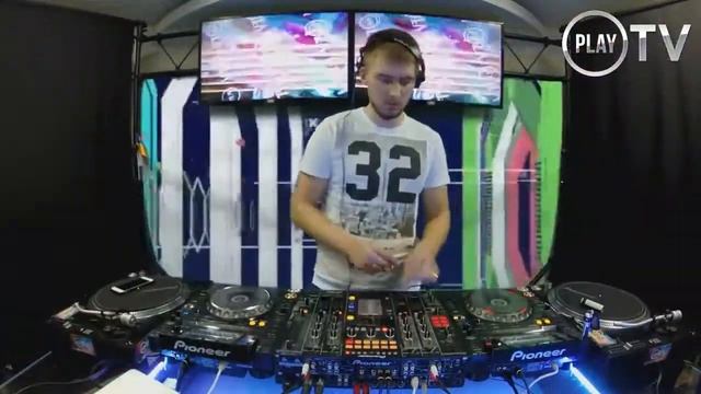 EWSEI - Live @PLAY TV 18.02.2016 смотреть онлайн