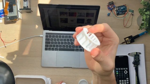 3D Printed BLADELESS FAN for your Desk! смотреть онлайн