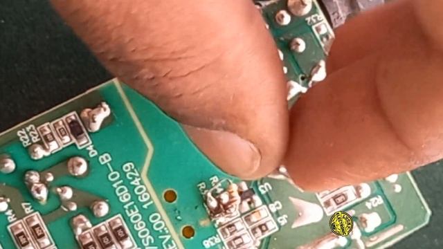 How to convert 19V to 12V using resistor|Can I use 19V adapter for 12V ? смотреть онлайн