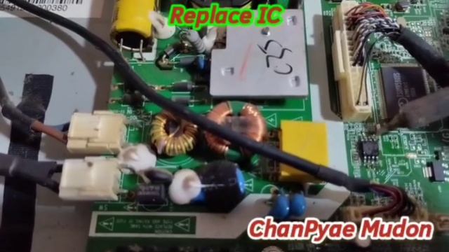 Haier LE32B8000 PANEL CHANGE, MIRROR AND NEGATIVE PICTURE
