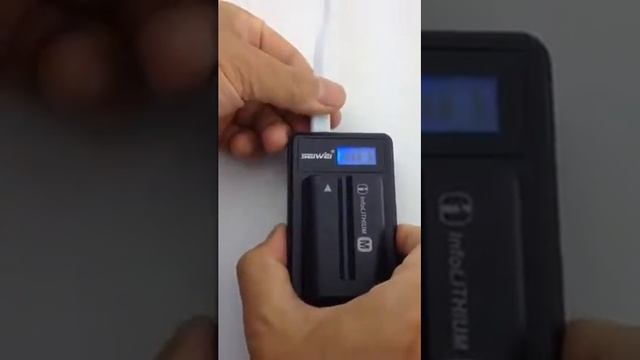 LCD oplader BC-VM10 NP-FM500H смотреть онлайн