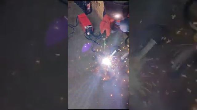 электрод 3мм, варим от генератора рт3800D смотреть онлайн