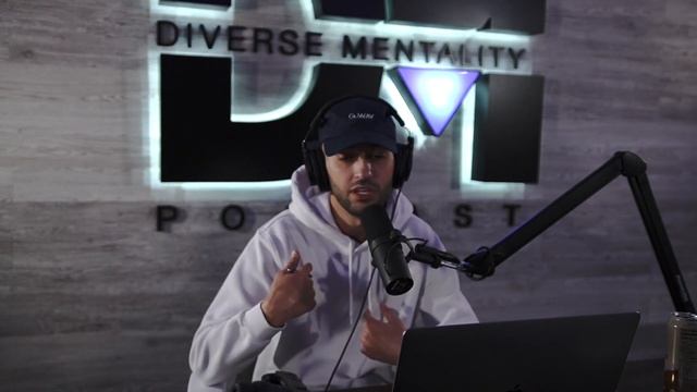 Why Drake & Noah '40' Shebib's (Drake's Producer) Relationship In Music Is So Important смотреть онлайн