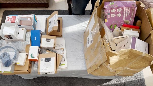 Amazon Returns Mystery Box Unboxing 3 of 6 смотреть онлайн