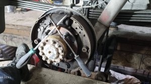 УАЗ Патриот регулировка ручного тормоза не по инструкции.