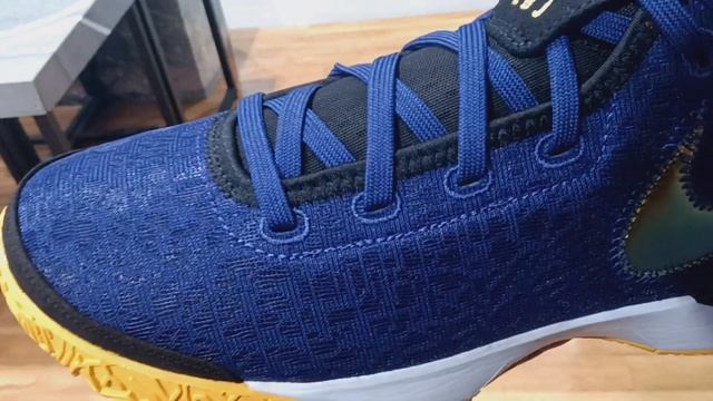Nike LeBron NXXT GEN Lakers смотреть онлайн