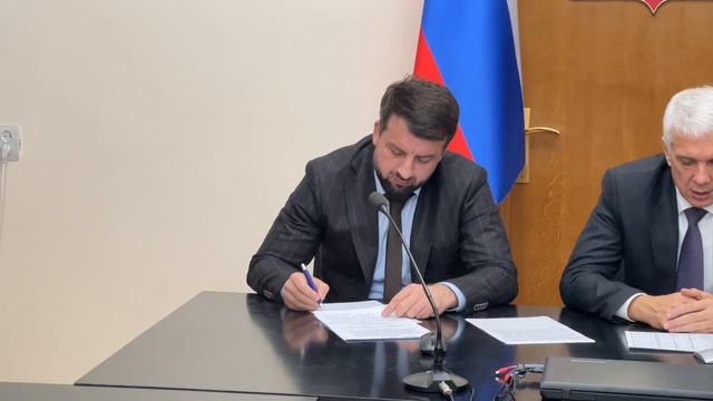 Совещание по вопросам заключения контрактов на военную службу смотреть онлайн