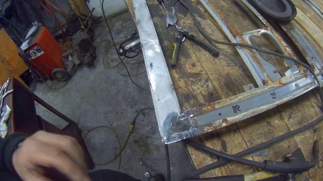 Defender doors - Part 2 - Welding a repair section in смотреть онлайн