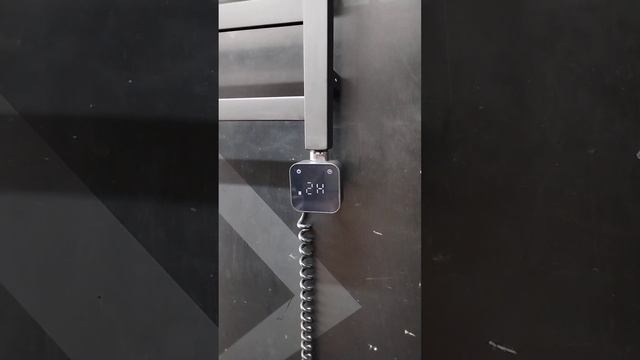 Лучшие полотенцесушители сенсорные Тэны черные полотенцесушители смотреть онлайн