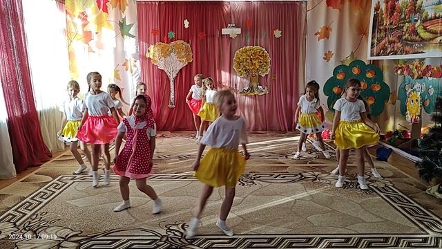 Танец в детском саду «Девчонки-непоседы», музыкальный руководитель Финогенова Н.Г. смотреть онлайн