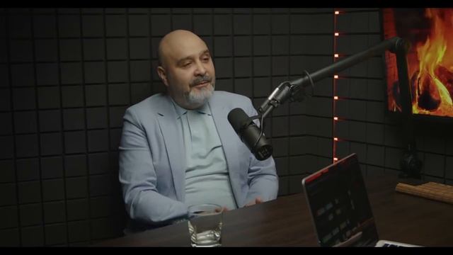 Дмитрий Вашешников на подкасте обсуждаем ситуацию и что будет с индустрией красоты в ближайшее врем