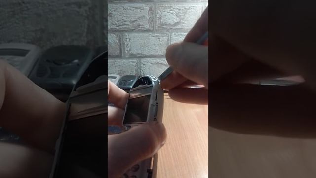Как разобрать Siemens C45/A50 смотреть онлайн