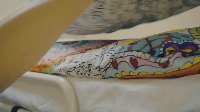 Лучше спите в вагоне ИКЕА! смотреть онлайн