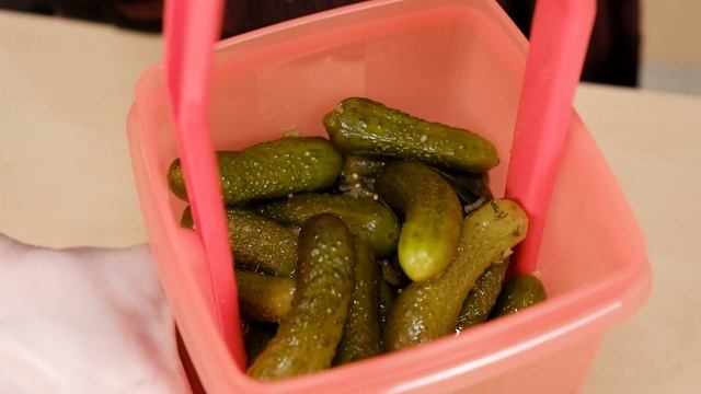 "Деликатесница" (2 л) смотреть онлайн