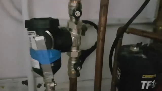 SLUDGE: Sentinel Vortex 300 vs Fernox TF1. Plus cleaners FX2 vs X800 x DS40 vs X400! смотреть онлайн