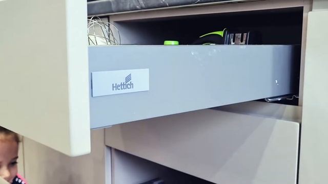 ГОСТЕПРИИМНАЯ КУХНЯ смотреть онлайн
